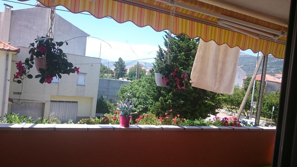 Apartment Radalj Kaštela Habitación foto