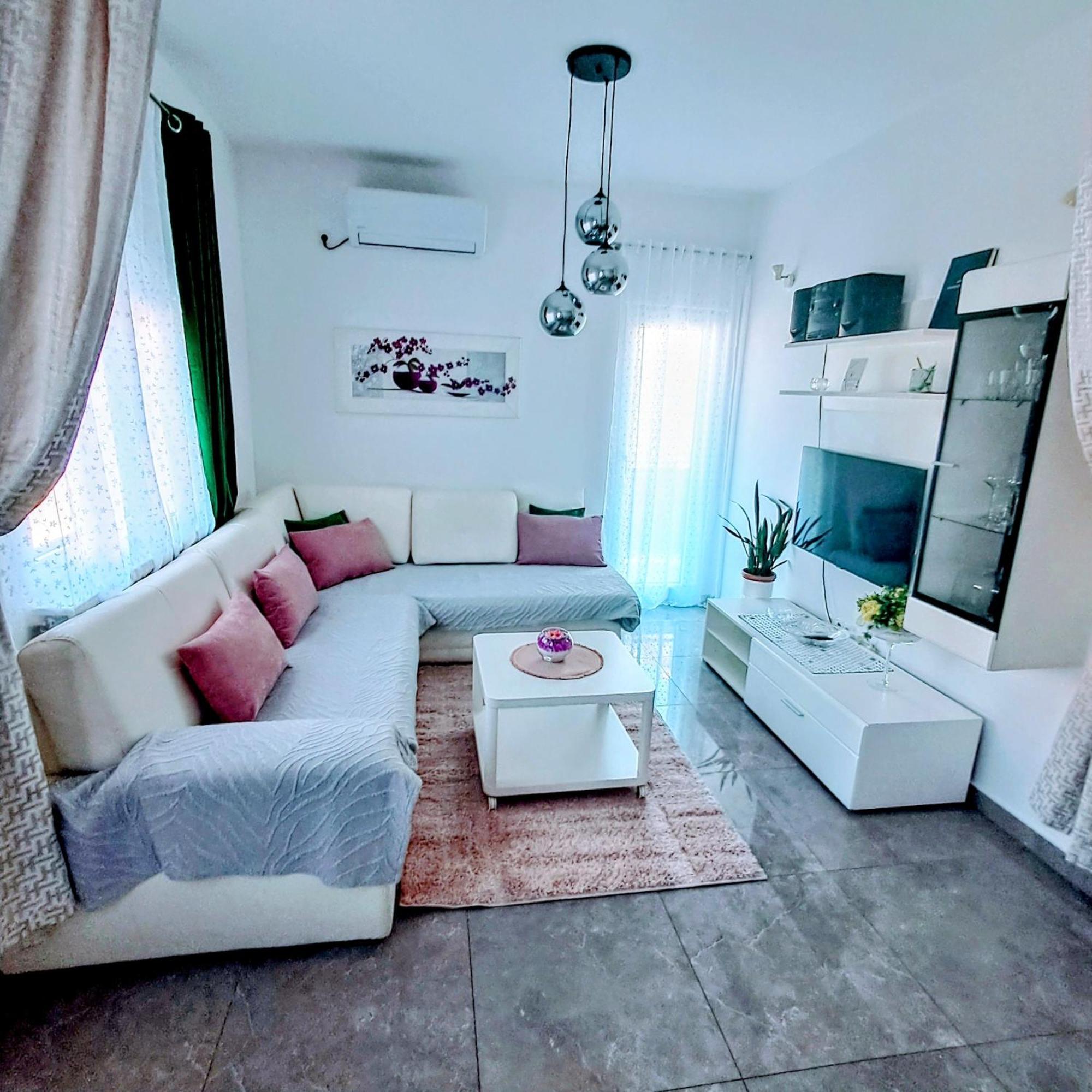 Apartment Radalj Kaštela Habitación foto